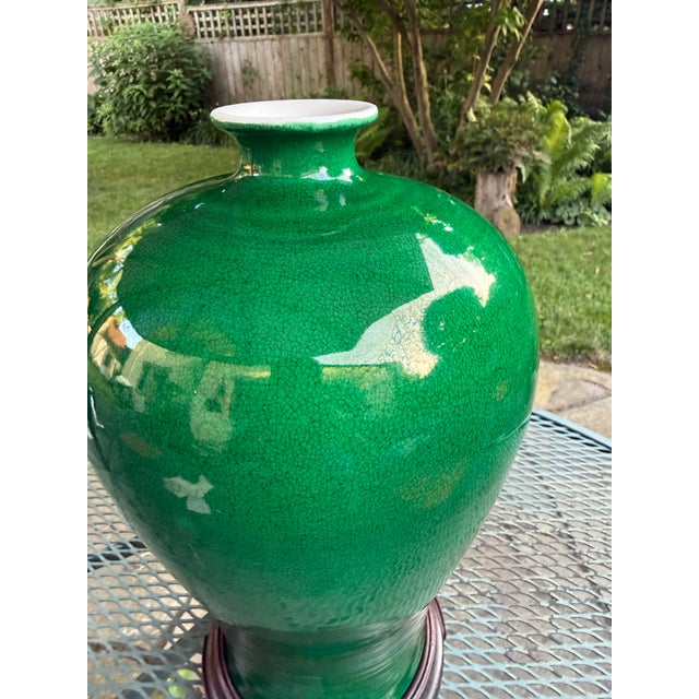Antique 18th Century Chinese Green Glaze Porcelain Vase Yongzheng Mark For Sale - Image 4 of 15