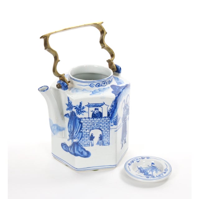 19th Century Antique Oversized Blue and White Chinoiserie Porcelain Tea or Coffee Pot For Sale - Image 5 of 10