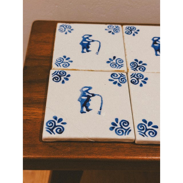 Portuguese Painted Faience Coasters with Wooden Stand, 1960s, Set of 7 For Sale - Image 6 of 8
