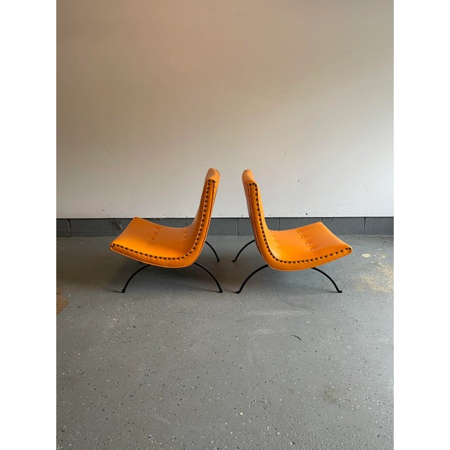Milo Baughman Scoop Lounge Chairs for James Mfg. Unmarked - a Pair For Sale In Philadelphia - Image 6 of 12