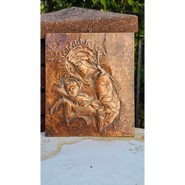 Bas-Relief Painting in Copper wth Mother of God Motif by M.A., 1950s-1970s, in Very Good conditions. Designed 1950 to 1959