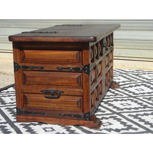 Tuscan Wooden Chest from Argudo Navarro, 1960s For Sale - Image 10 of 18