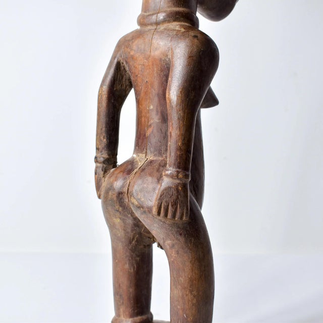Early 20th Century Chokwe Standing Female Figure For Sale - Image 11 of 17