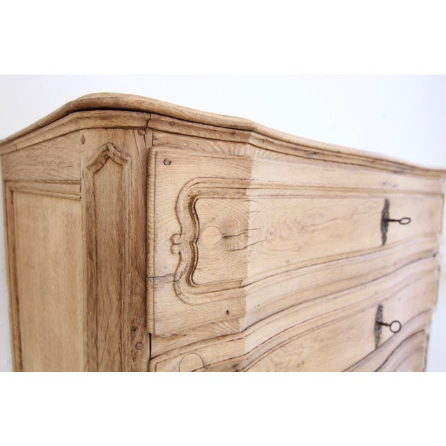 Antique German Baroque Bleached Oak Chest of Drawers, 1700s For Sale - Image 13 of 18