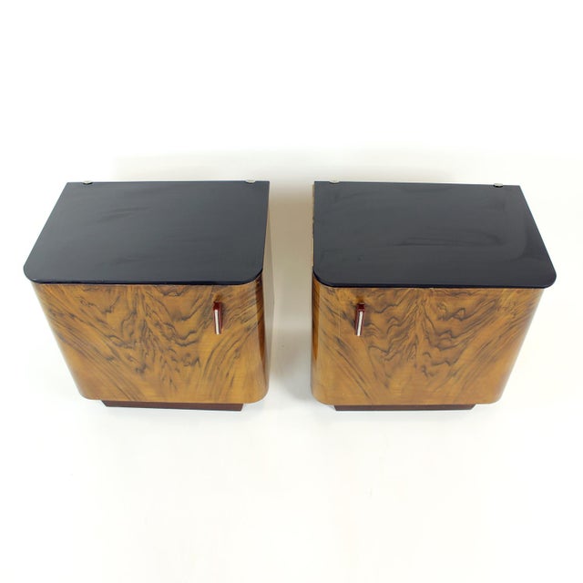 1940s Art Deco Bedside Tables with Faux Wood Graining and Glass, Czechoslovakia, 1940s, Set of 2 For Sale - Image 5 of 11