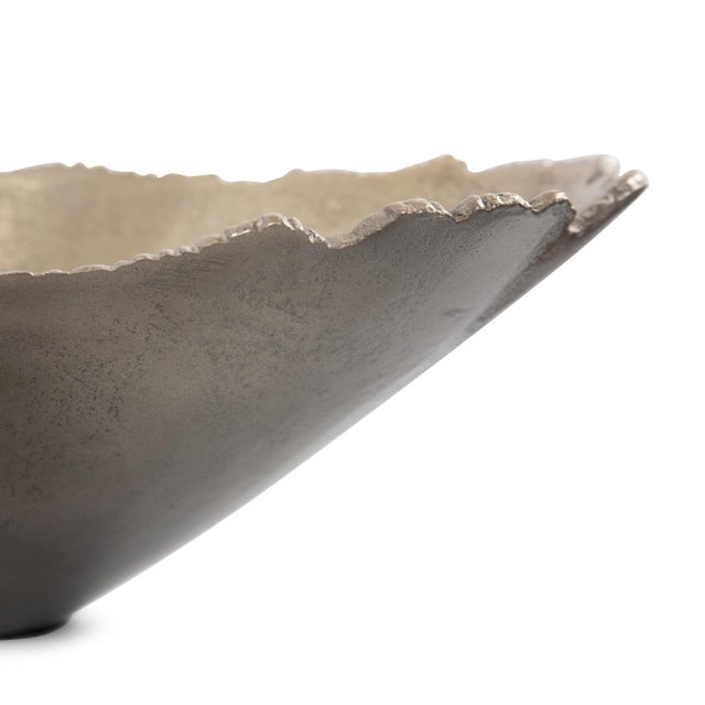 Baniff Jagged Edged Deep Bowl- Large For Sale In Chicago - Image 6 of 11