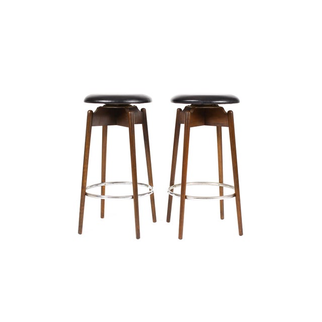 #2073 — Mid Century Vintage Albert Parvin Walnut Barstools — Swivel Seats — Black Vinyl— Pair Great pair of vintage...