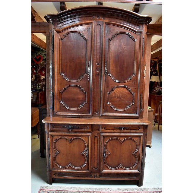 18th Century Louis XIV Two-Corps Buffet in Red Cherry For Sale - Image 15 of 15