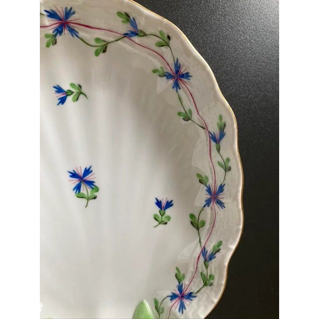 Mid 20th Century Herend Scalloped Sea Shell Porcelain Jewelry Dish With Handpainted Design For Sale - Image 12 of 18