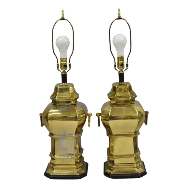 Vintage Chinoiserie Chinese Ginger Jar Brass Plated Metal Table Lamps - A Pair For Sale
