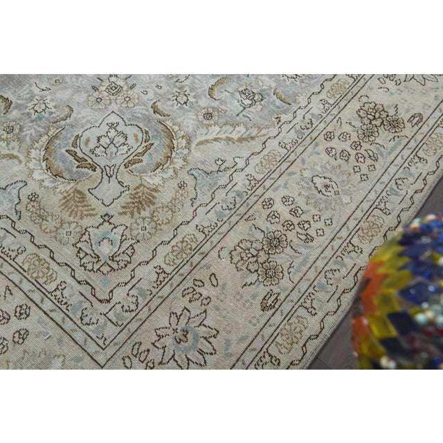 1970s Vintage Persian Handmade Wool Cotton Gray Area Rug For Sale In San Francisco - Image 6 of 11