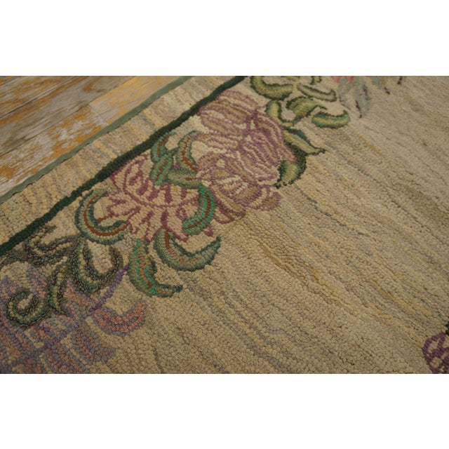 1930s Tan Ecru Floral Folk Art Antique American Hooked Rug 2'2" X 19' Handknotted Wool Carpet For Sale - Image 4 of 18