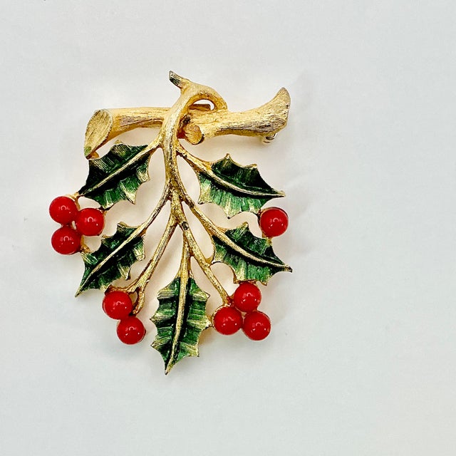 A lovely Christmas Brooch from Jonette Jewelry from the 1970s. Jonette was founded in 1935 in Rhode Island. The started...