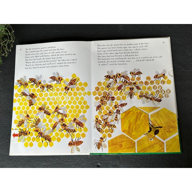 Goldenrod Signed Eric Carle Pop Up Children's Book For Sale - Image 8 of 11