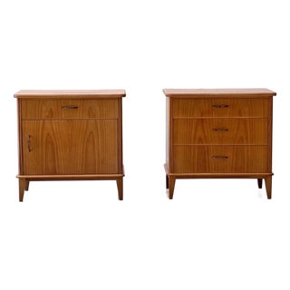 Mid-Century Modern Nightstands in Cherry Wood, 1960s, Set of 2 For Sale