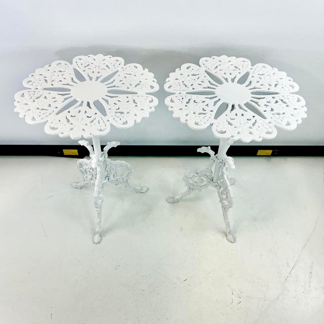 1970s Vintage Chippendale Hollywood Regency Cast Iron Patio Outdoor Side Tables - A Pair, Newly Painted For Sale - Image 14 of 15