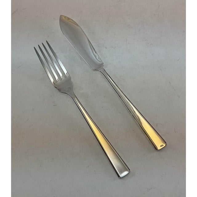 Silver 1980s Silver Plated 12 Pair Fish Eaters, Fish Forks & Fish Knives, Leighton - 24 pcs For Sale - Image 8 of 15