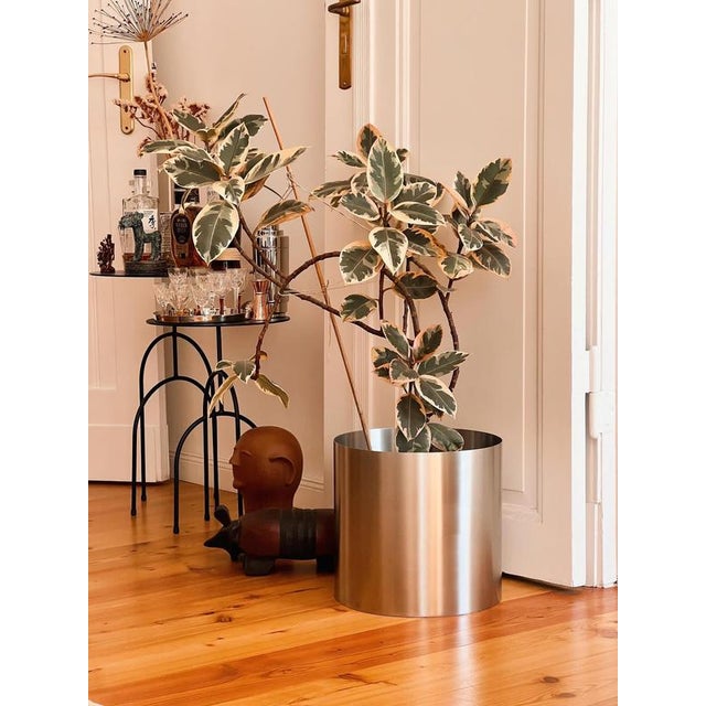 Large Loto Planter in Stainless Steel by Form & Eisen For Sale - Image 16 of 18