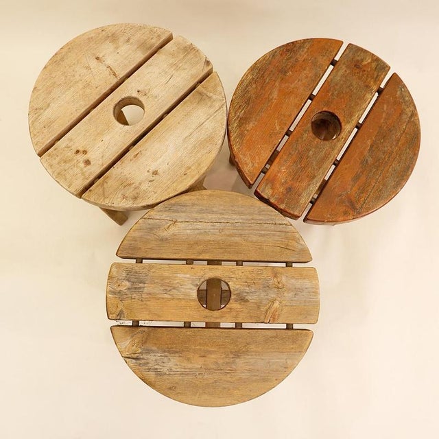 Set of 3 pine stools designed and produced in Sweden, 1940s Wear consistent with age and use Measures : Ø 40 cm H : 42,5 cm