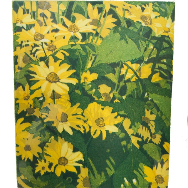 A lithograph with daisies, signed Hans Van Liempt and dated 1986. It is number 13 out of 30. Pencil signed in the margins....
