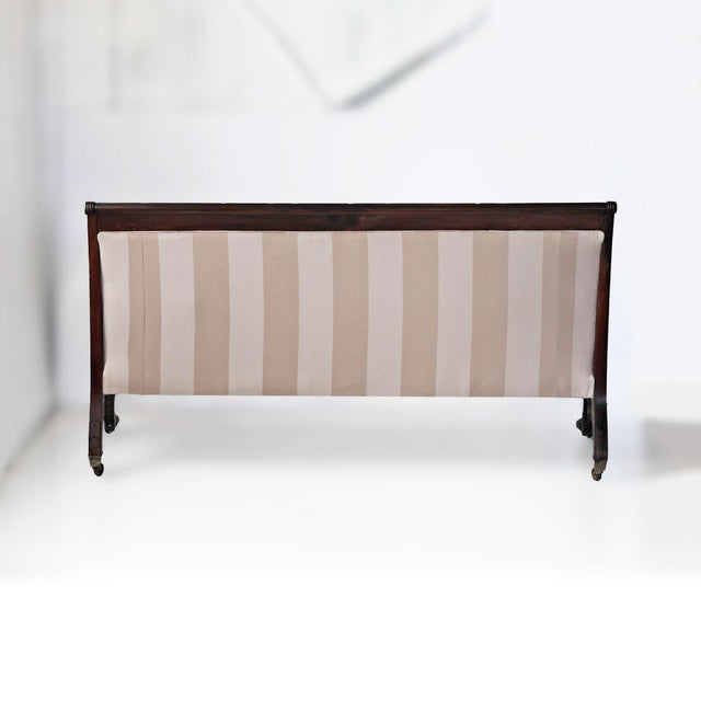 Antique American Federal Settee For Sale - Image 4 of 6
