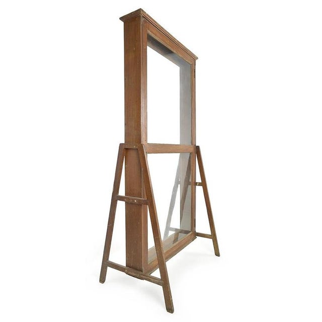 Flat Openwork Display Case on Base For Sale - Image 3 of 8