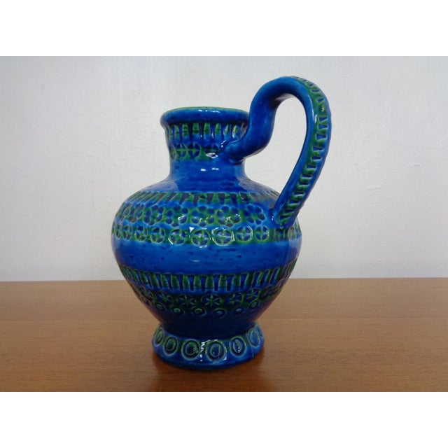 1960s Rimini Blue Ceramic Pitcher Vase by Aldo Londi for Bitossi, 1960s For Sale - Image 5 of 15