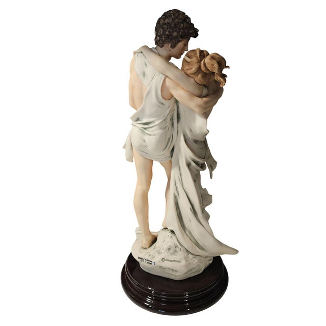 Realism Rare Giuseppe Armani Florence Tender Love Figurine Limited Edition 27/3000 2001 For Sale - Image 3 of 9