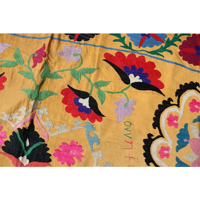 Vintage Hand Embroidered Suzani Wall Hanging, 1920s For Sale - Image 15 of 18