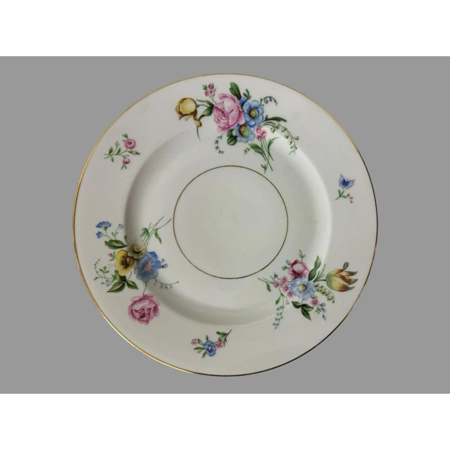 American Mid 20th Century Heinrich Selb Bavaria Floral Decorated Dinner Plates- Set of 6 For Sale - Image 3 of 10