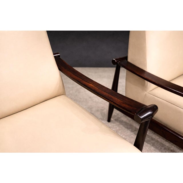 Brazilian Modern Pair of “Canoa” Armchairs in Rosewood & Leather, Liceu De Artes, 1960s For Sale - Image 9 of 14