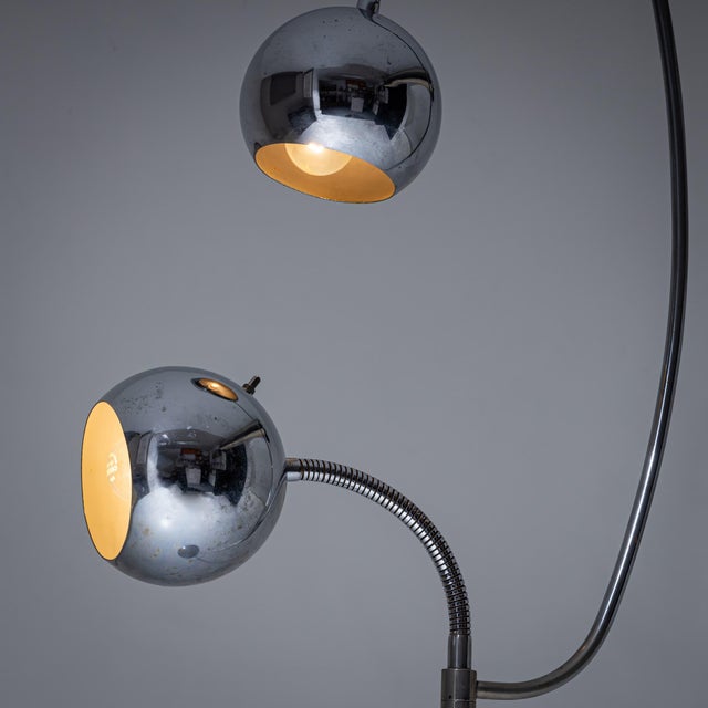 Metal Vintage Italian Chrome Floor Lamp, 1950s For Sale - Image 7 of 10