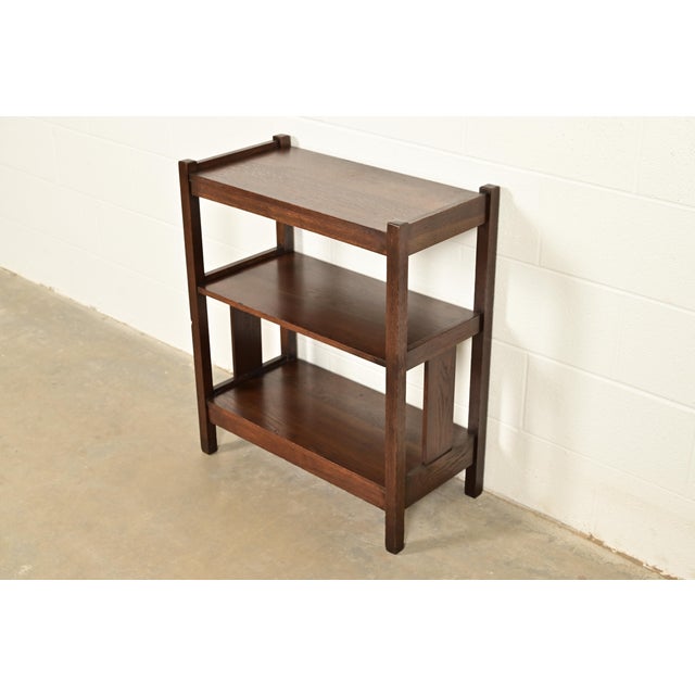 Charles Limbert Lifetime Furniture Antique Mission Oak Arts and Crafts Bookcase or Magazine Rack, Circa 1910 For Sale - Image 4 of 12