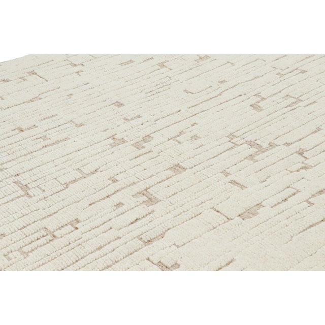 Looking for a custom size? For more information on customization capabilities, please reach out to custom@chairish.com....