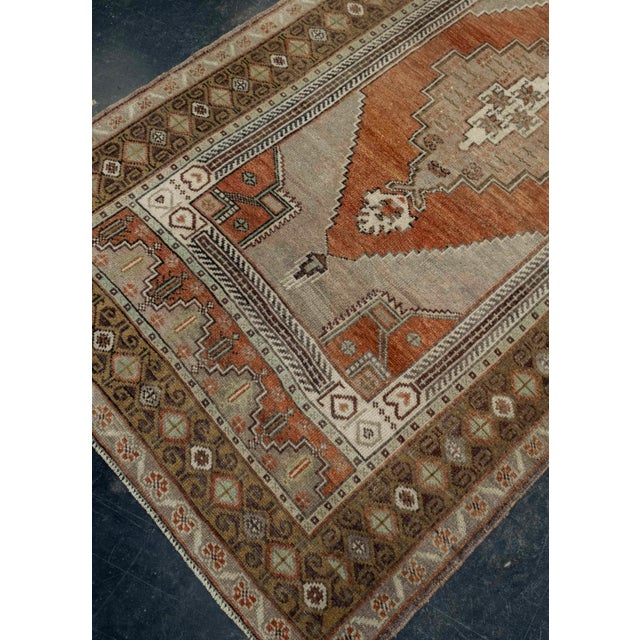 Turkish Vintage Rug 3'6" x 6'8" #16090 For Sale - Image 4 of 8