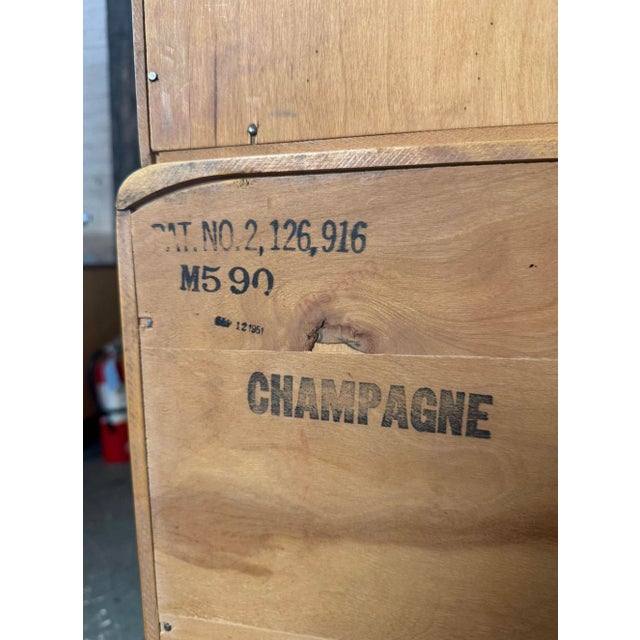 Heywood-Wakefield 2-Piece 'Champagne' China Cabinet With Glass Doors, 1960s For Sale In New York - Image 6 of 18