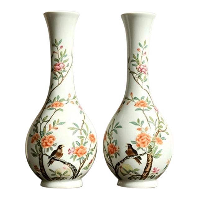 A Pair of Chinese Ceramic Vase,Qianlong Marked Famille Rose Porcelain Vase Hand Painted Flowers and Birds Pattern For Sale