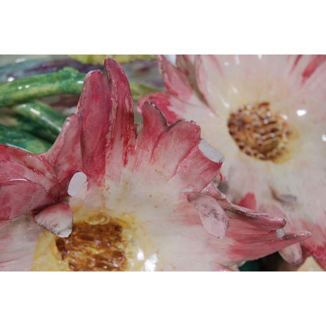 Barbottine White Vase, 1890s For Sale - Image 11 of 15