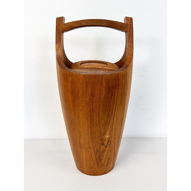 Jens Quistgaard Mid 20th Century Mid-Century Modern Rare Jen Quistgaard for Dansk Teak Ice Bucket Brazilia Inspired Vintage For Sale - Image 4 of 11