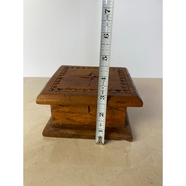 Vintage Hand-Carved Wood Folk Art Lidded Box With Star Motif For Sale - Image 12 of 12