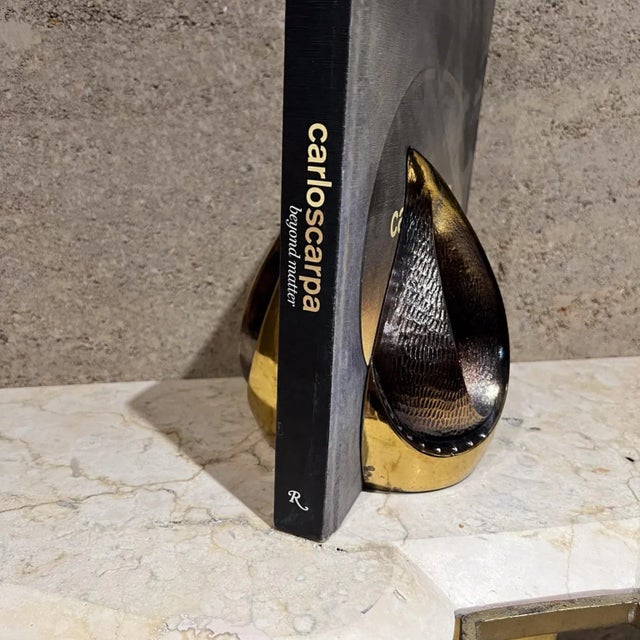 Teardrop Brass Bookends by Ben Seibel for Jenfred Ware, Usa Mid-Century For Sale - Image 11 of 12