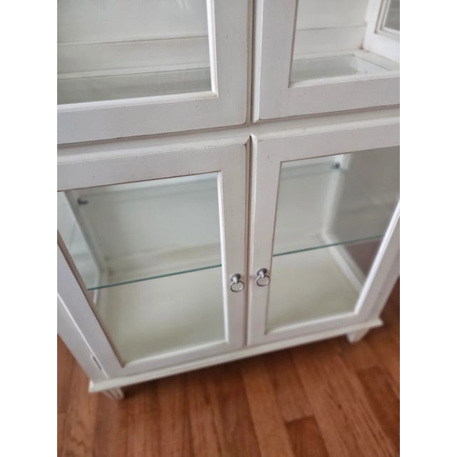 Wood Late 20th Century Ethan Allen Curio Cabinet Swedish Home Display Hutch Shelf China Cabinet For Sale - Image 7 of 12