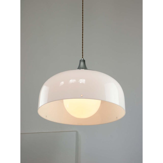 Large Space Age Pendant Light in White from Guzzini, 1970s For Sale - Image 9 of 18