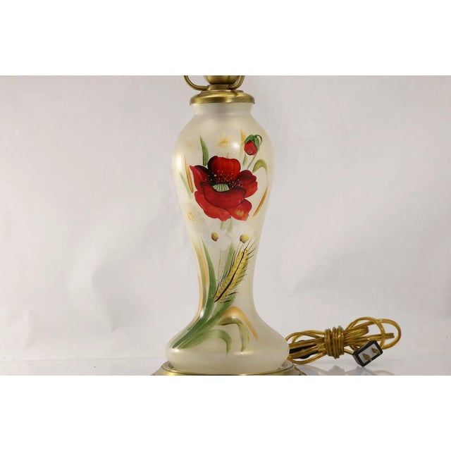 American 1960s Hand Painted Red Rose Glass Shade and Base Table Lamp For Sale - Image 3 of 10