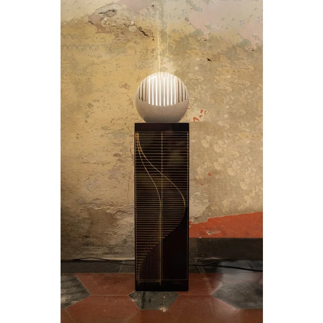 Italian Lamp Arpa Sculpture Produces the Sound of an Arpa by Alfredo Greek Lace for Zanotta, 1970s For Sale - Image 3 of 12