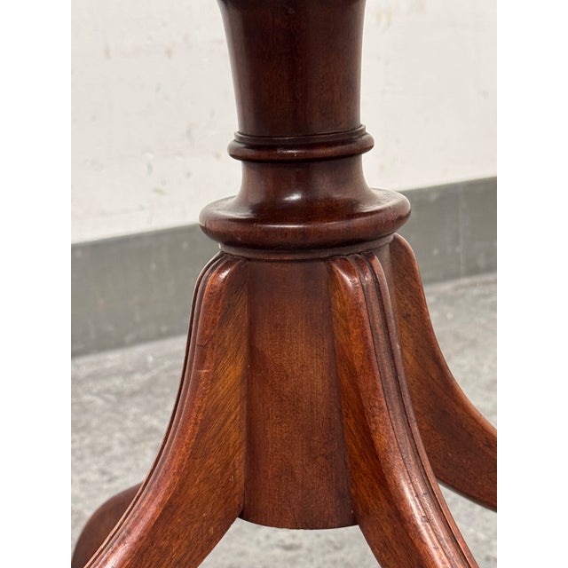 Brown Georgian Style Pedestal Side Table, Vintage For Sale - Image 8 of 12