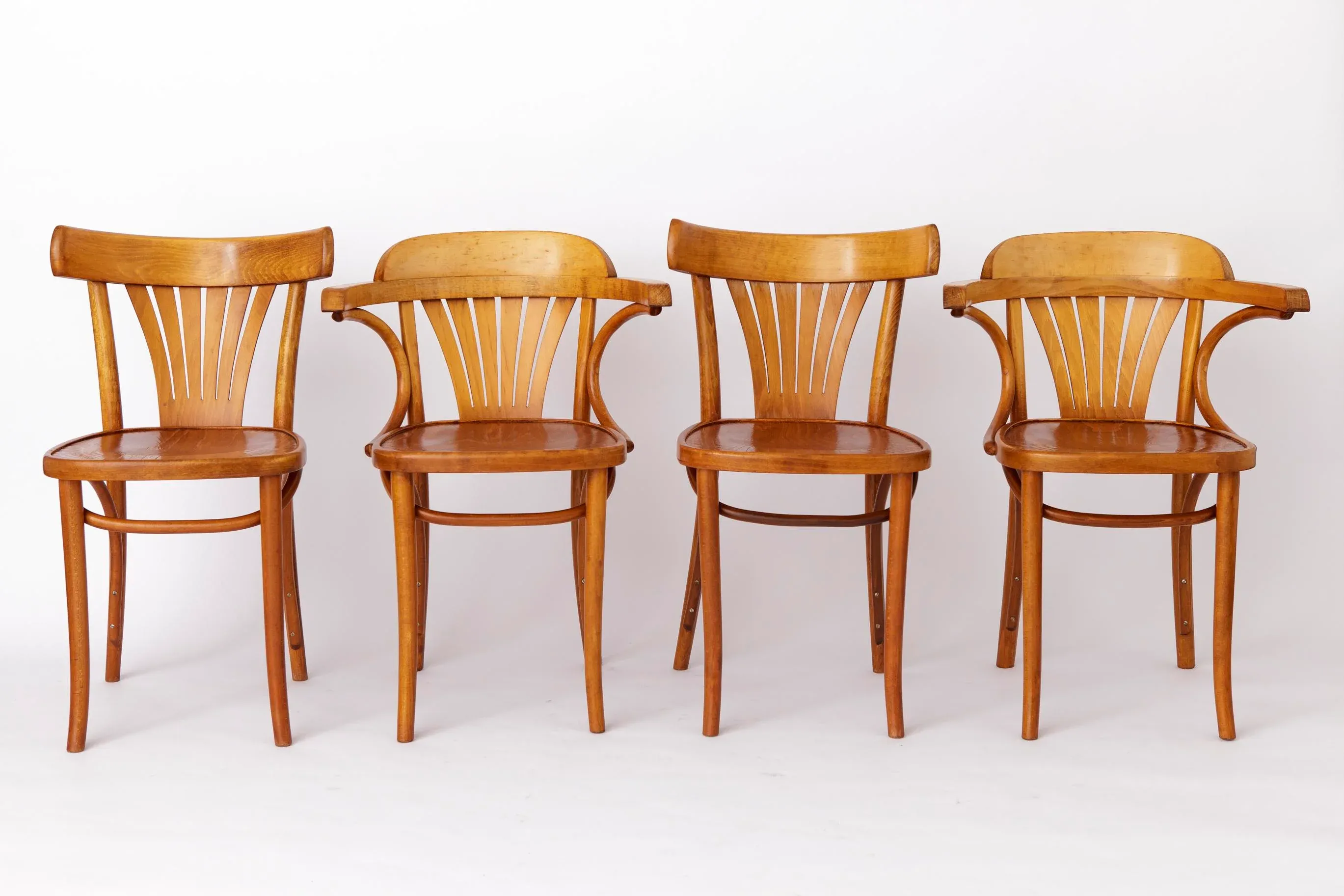 Beech Bentwood Chairs from Radomsko ZMG, Poland, 1970s, Set of 4