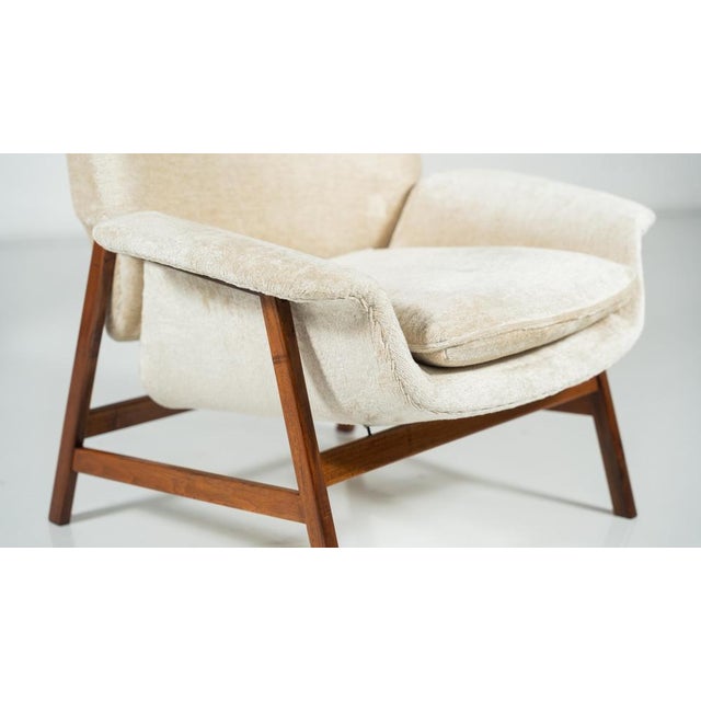 Model 849 Armchairs attributed to Gianfranco Frattini for Cassina, 1960s, Set of 2 For Sale - Image 9 of 18