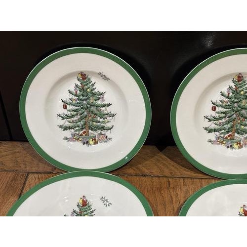 Christmas Tree Plates from Spode, Set of 4 For Sale - Image 3 of 5
