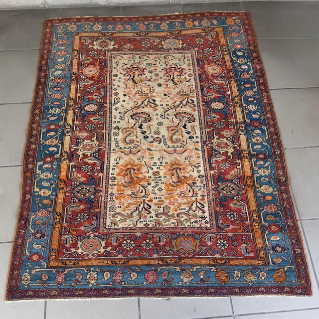 A superb and rare textile, attributed to the historic 19th-century Mahal factory. Theme and Style: Bright, light field...